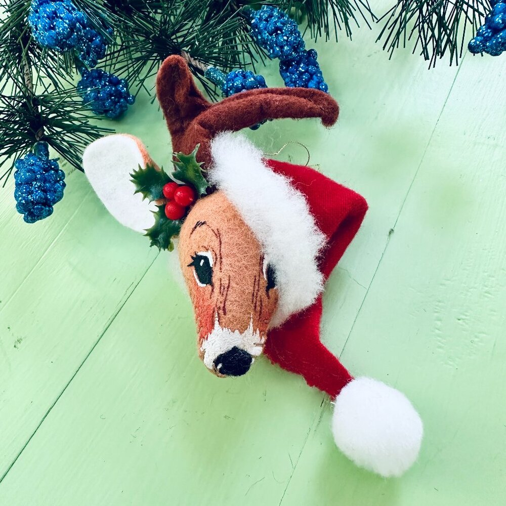 Vintage 1994 Annalee Reindeer Head Ornament Santa Hat Christmas